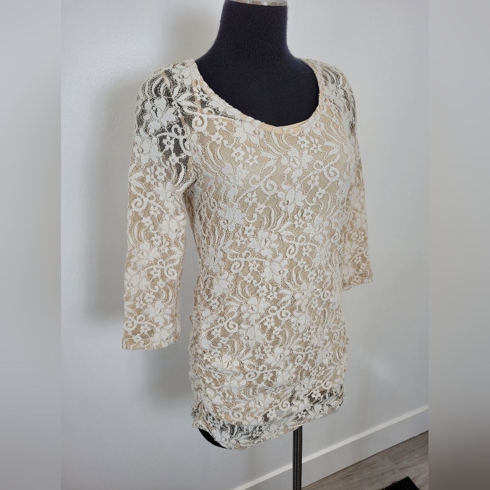 Jessica Simpson Maternity Top Lace Sheer Beige Gold Formal Event Dressy Small